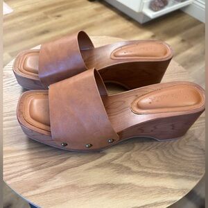Splendid Brexlee Brown Leather Mules